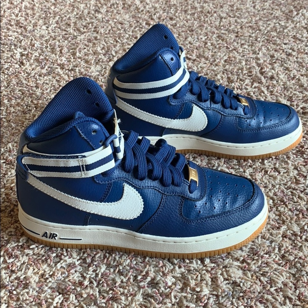 Nike Air Force 1